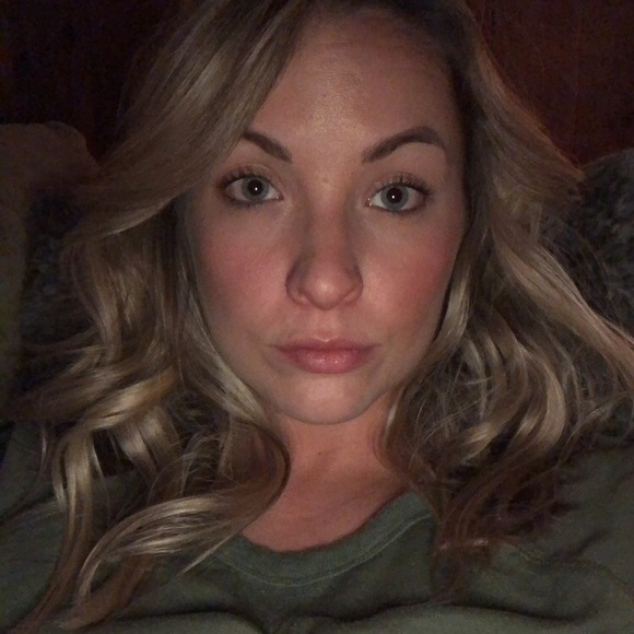 Meet the Posher Other - Meet your Posher, Brooke